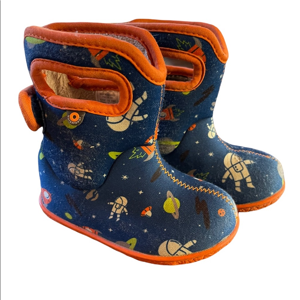 Toddler BOGS size 6